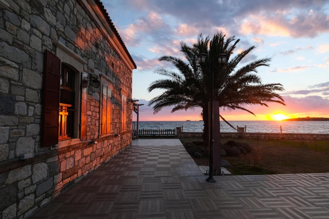 Lavantali Konak Otel Restoran Seferihisar Exterior foto